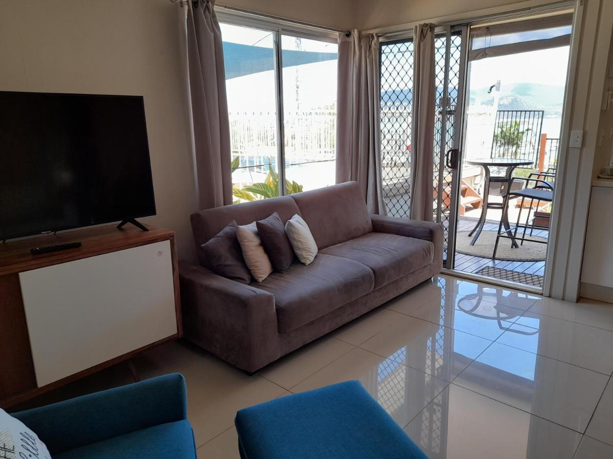 איירלי ביץ' Airlie Apartments מראה חיצוני תמונה