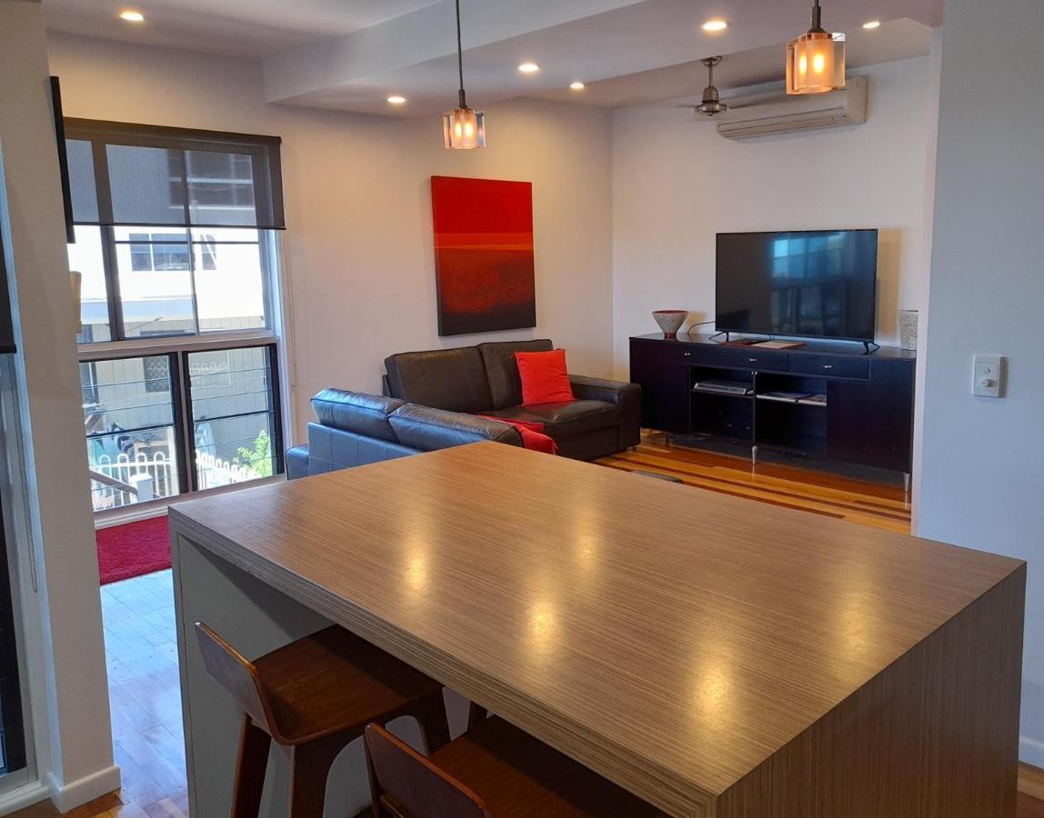 איירלי ביץ' Airlie Apartments מראה חיצוני תמונה