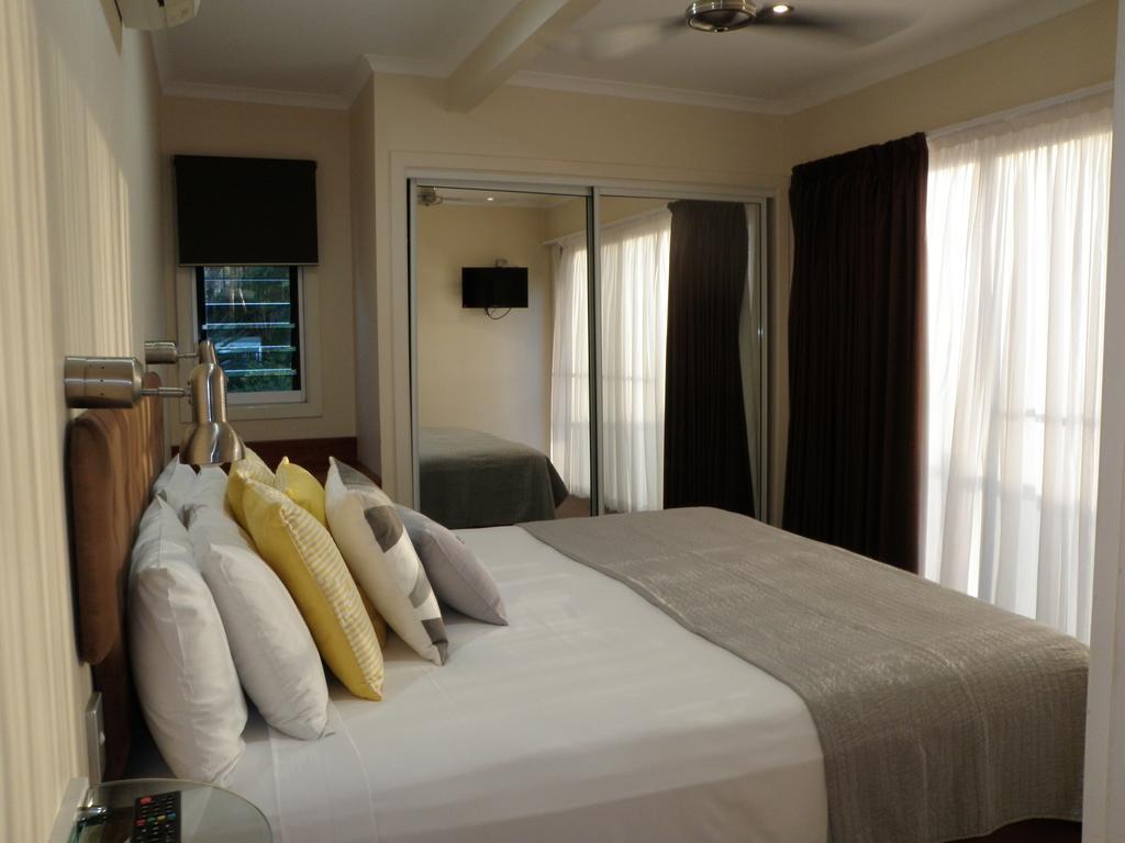 איירלי ביץ' Airlie Apartments מראה חיצוני תמונה